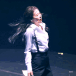 <b>무대</b> 좀 씹어먹는 카리스마 담당 <b>여</b><b>돌</b>