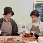 [방탄소년단] 애들 <b>김밥</b> 태앱 보면서