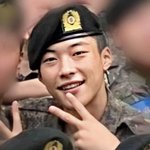 [댓글부탁해] 역사가 력사고 리발이 <b>이발</b>이넴