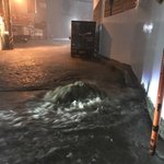 [댓글부탁해] 부산 지금 완전 <b>난리남</b>