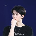 <b>세훈</b> 피부톤 어느 정도야?