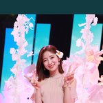 <b>아린</b> 왤케 예뻐