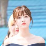 [댓글부탁해] 객관적으로 <b>유아</b> 개이쁘지 않음?