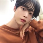 친구랑 토론<b>열림</b> 누가더잘생김?