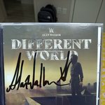 [모두드루와] 나 우리나라에 딱 3명있는 <b>친필</b>싸인 갖고있음