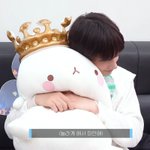 <b>몰랑</b>이 광팬 휴닝이나 봐