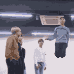<b>야야</b> 아미들아 짤 좀 찾아줘