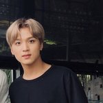 스크롤 내리면 <b>당황</b>하게 되는 이동혁 사진