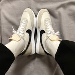 나이키신발은 <b>발볼</b> 좁음?