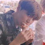 <b>해찬</b> 이거뭐야..?