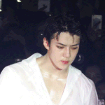 <b>세훈</b> 미쳤다