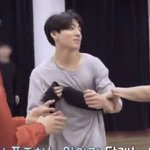 정구기 뒤에 <b>사람잇</b>숴혀!!