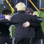 [모두드루와] 어제 간잽하고 투바투 브이앱 처음봤는데