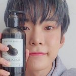 [NCT] 나 도영이 <b>블러셔</b> 한거 처음 보는거 같아