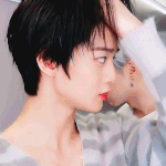 <b>배진영</b> 예쁘게 생기지 않음??