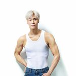 <b>맨즈</b>헬스 표지를 장식했던 남자 아이돌