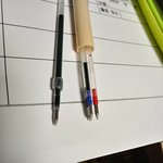 [댓글부탁해] 이거 왜이러는지 아는 사람 <b>구함</b>.....