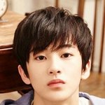 아 진짜 마크랑 김수현이랑 개닮음