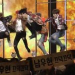 [방탄소년단] 상체하체 도크중...띠<b>리리</b>릭