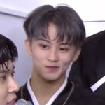 [NCT] 마크 <b>눈빛</b> 왤케 설레냐......