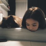 와 나 오늘 <b>고마츠</b>나나 닮았다는 소리 들음