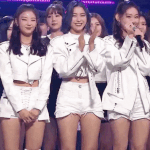 <b>채령</b>이