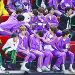 [골든차일드] 광대 올라가는 짤