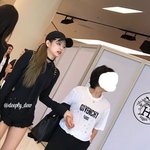 나 진짜 제니 금수저티 나는 거 너무 좋음