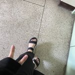 얘들아 이 <b>샌들</b> 어때...