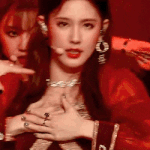 [댓글부탁해] <b>조미연</b> 짤 털이 간다