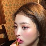 아니 <b>예리</b> 왜 이렇게 생김??????