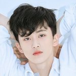 금발마크는 맠깅이라면 <b>흑발</b>마크는 진짜 맠옵임