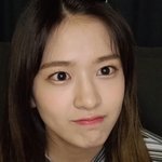 안유진 <b>서예지</b> 닮은거같은데 왜그럴까..?