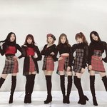 하이틴 같은 여돌 무대 좀 알려주라