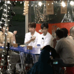 나방 <b>맨손</b>으로 휙