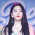 이목구비 댑따 순진한데 <b>새침</b>한 녀돌