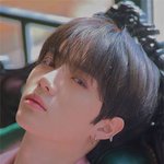 <b>또렷</b>하게 느껴지는 존잘의 기운