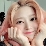 [모두드루와] 아이즈원 김민주 성형한거 너무 <b>티남</b>