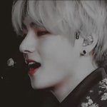 김태형 웃다가 <b>정색</b>하는거 ㄹㅇ