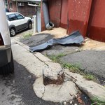 나라에서 <b>관리</b>하는 <b>도로</b>에 설치된 불법구조물로 인한 차량파손