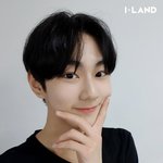[댓글부탁해] 얘 누구야??
