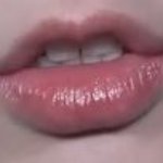 이런 <b>입술</b> ㄹㅇ 어케 나오는거