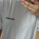 [댓글부탁해] 이 티셔츠 밖에서 입을 수 있다없다 추반좀