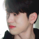 우는 남자는 <b>짱이</b>에
