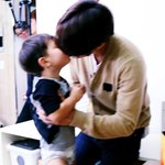 카이 뽀뽀하는 사진 짱 많네