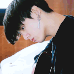 정국이 짤보면서 <b>힐링</b>해