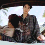 [EXO] 야 이거 역대급으로 <b>고민</b>됨