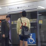 얘들아 공부 좀 하는데 손톱<b>연장</b>하면