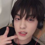 [댓글부탁해] 강아지 혀 낼름낼름 <b>필터</b> 뭐임????