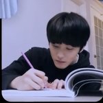 이마크 이거 방학<b>숙제</b>하는 딩초 같다